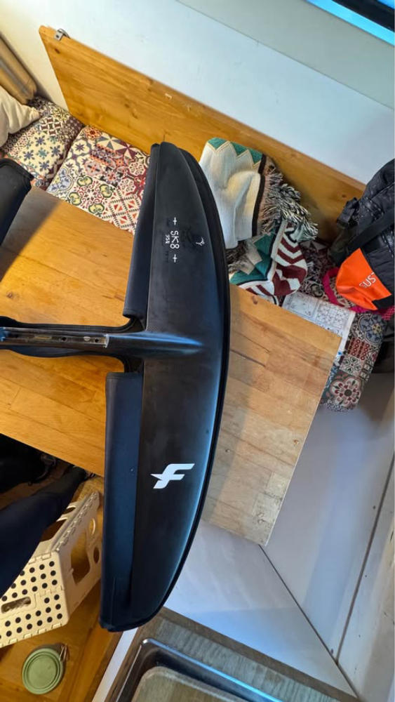 F-One, modello non indicato